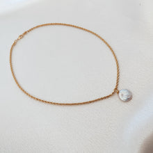 Load image into Gallery viewer, Honey Ryder Hunny Ryder gold plated rope chain with pearl charm necklace Vancouver Canada
